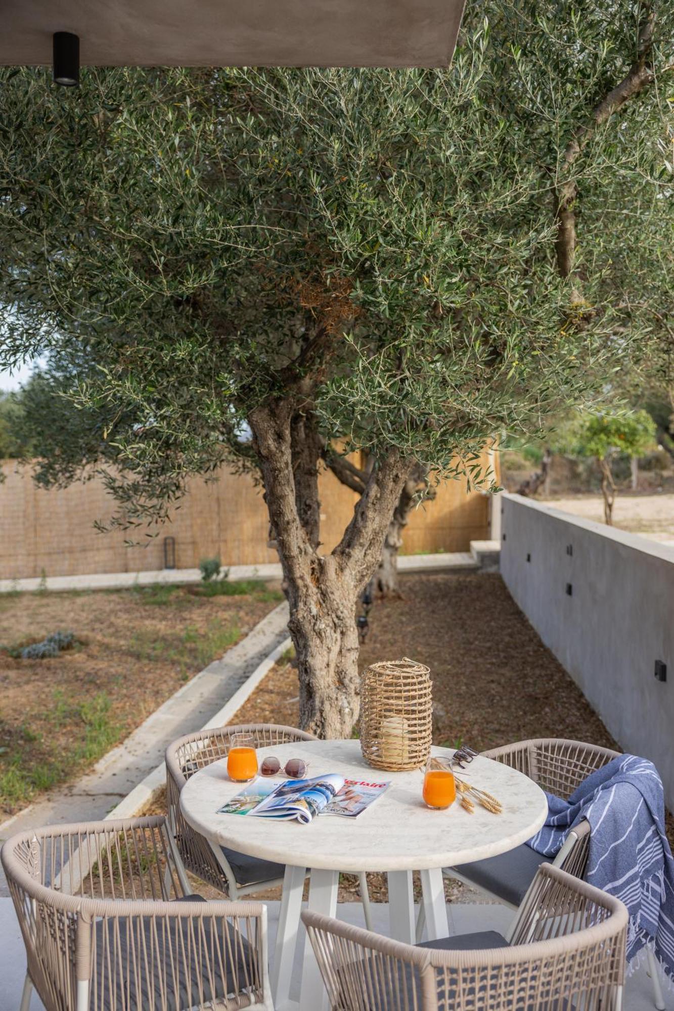 Topos Suites Λάσση Εξωτερικό φωτογραφία